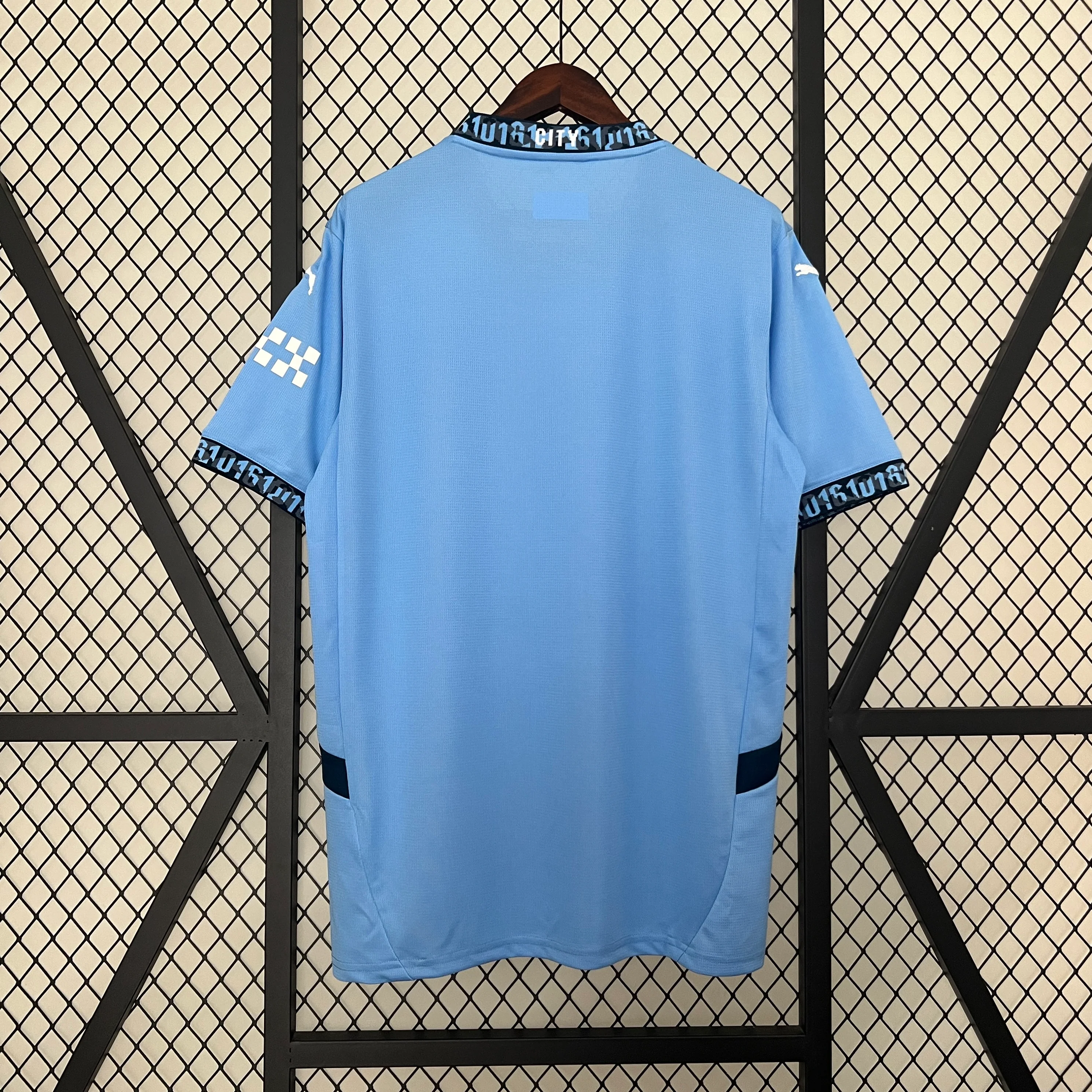 Manchester City 24/25 - Image 3